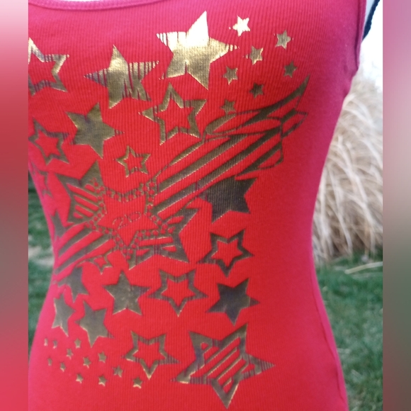 2b bebe Red and Gold Stars 4th of July Tank Top - Picture 3 of 13